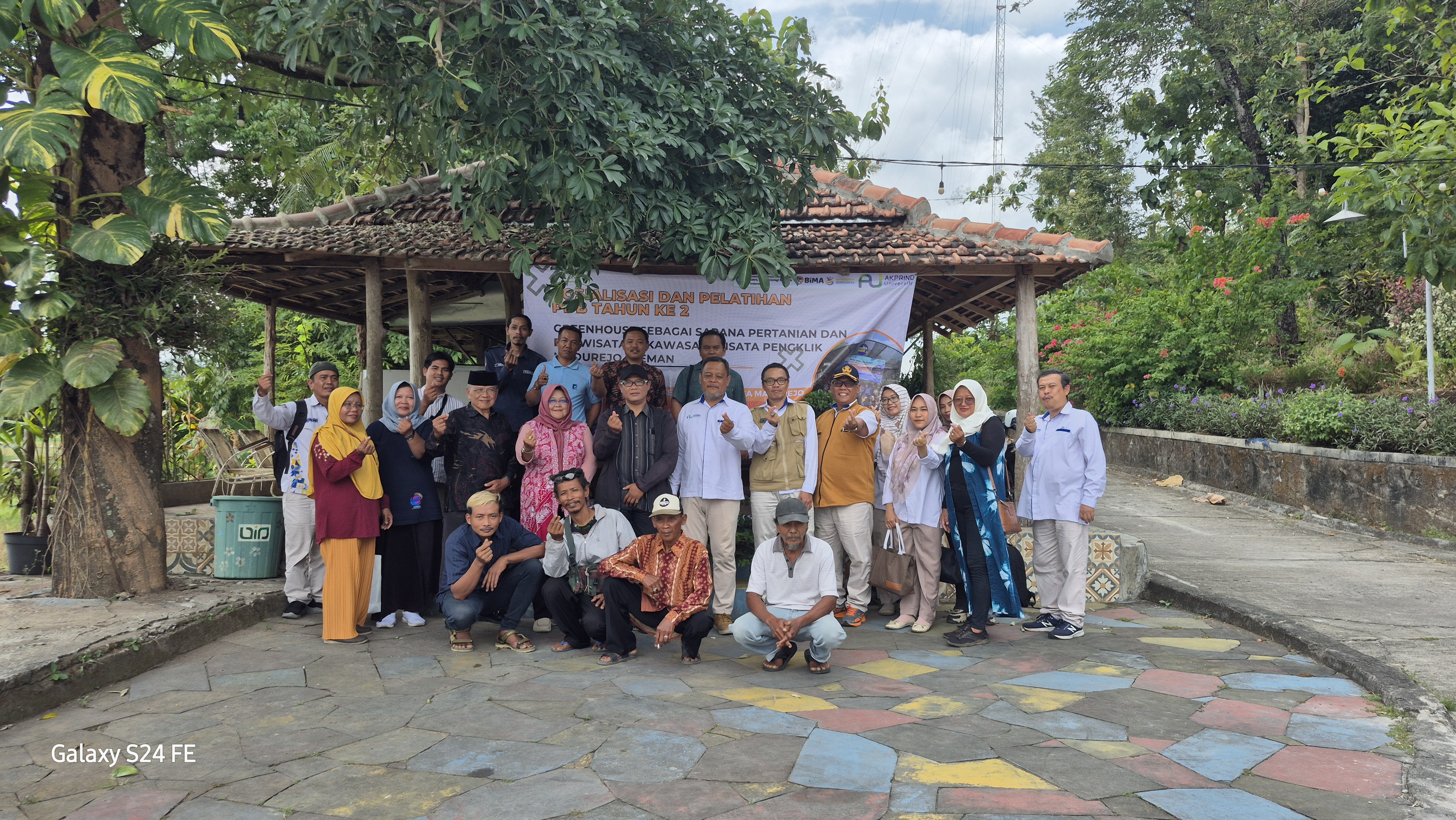 Penerapan Smart Technology melalui Penguatan Agro Tourism di Kawasan Wisata Pengklik Kalurahan Madurejo Kapanewon Prambanan 