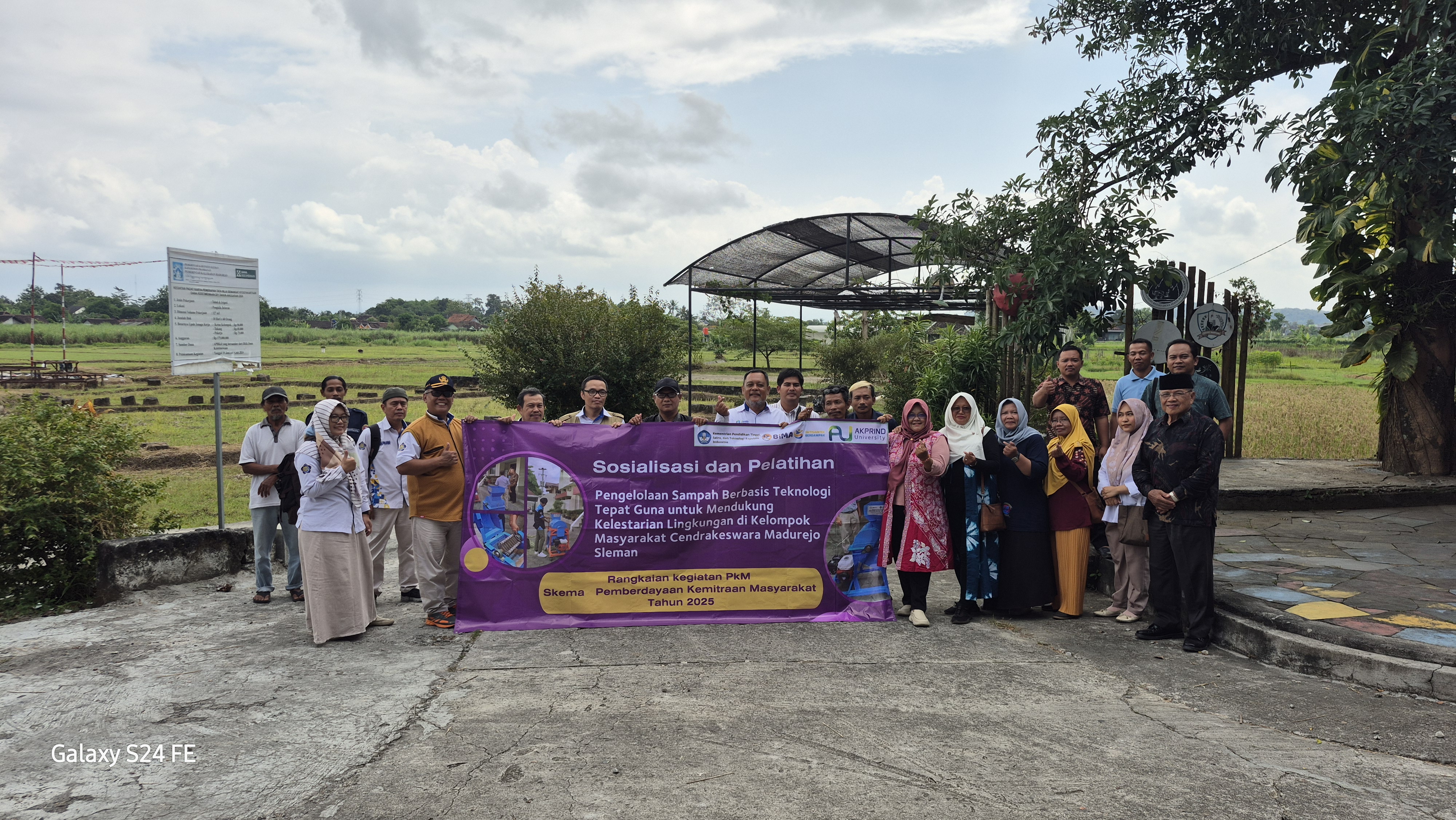 Pengelolaan Sampah Berbasis Teknologi Tepat Guna untuk Mendukung Kelestarian Lingkungan di Kelompok Masyarakat Cendrakeswara Madurejo Sleman